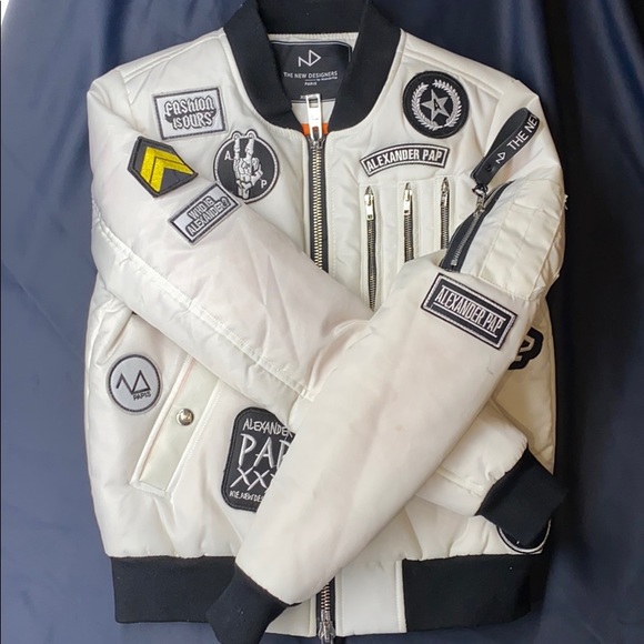 The New Designers by Alexander Pap - Picture 7 of 8